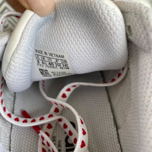 Limited edition Sneakers - Picture 3 of 3